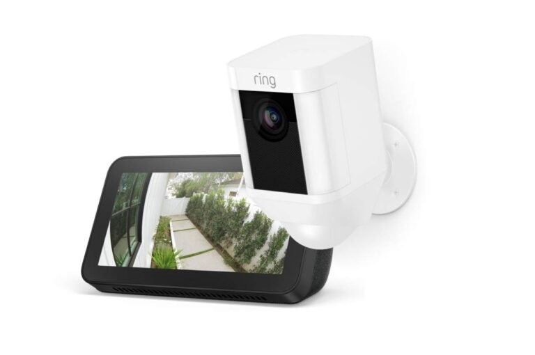 Ring Spotlight Cam Battery (White) with Echo Show 5