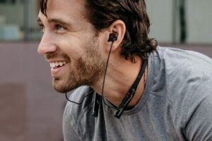 1MORE Wireless Active Noise Cancelling Bluetooth Headphones