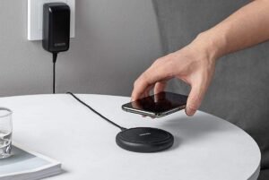 Anker Wireless Charger with Power Adapter