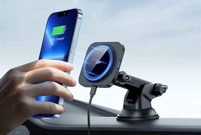 ESR HaloLock Dashboard Magnetic Wireless Charger