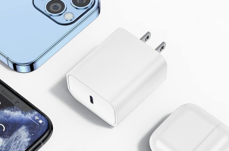 Uzeuza 20W USB-C Charger