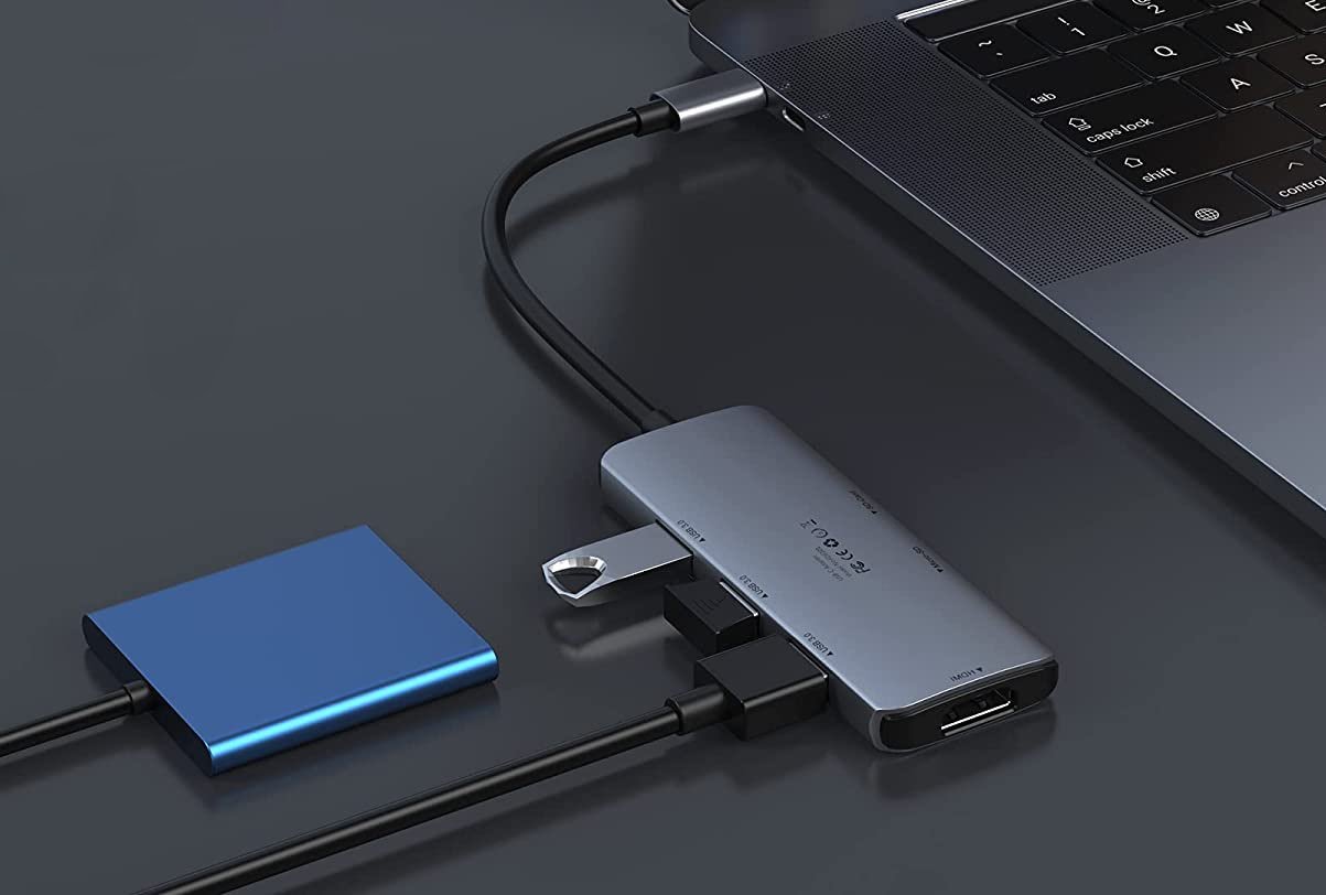 ZMUIPNG 6 in 1 USB-C HUb