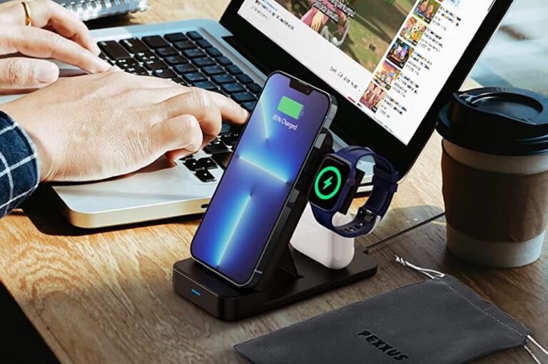 PEXXUS Portable 3 in 1 Wireless Charging Station