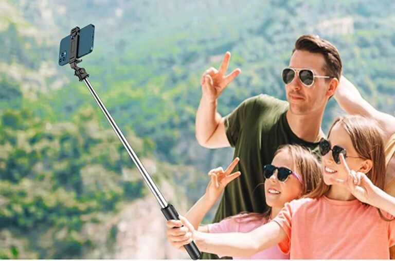 SelfieShow Selfie Stick and Tripod Stand