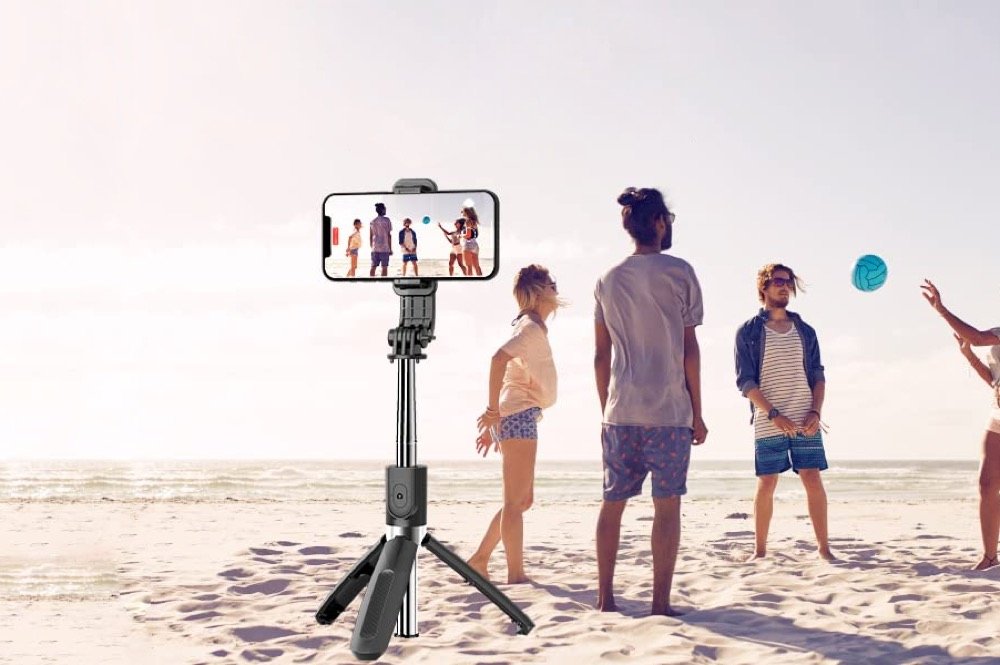 SelfieShow Tripod Stand With Wireless Remote