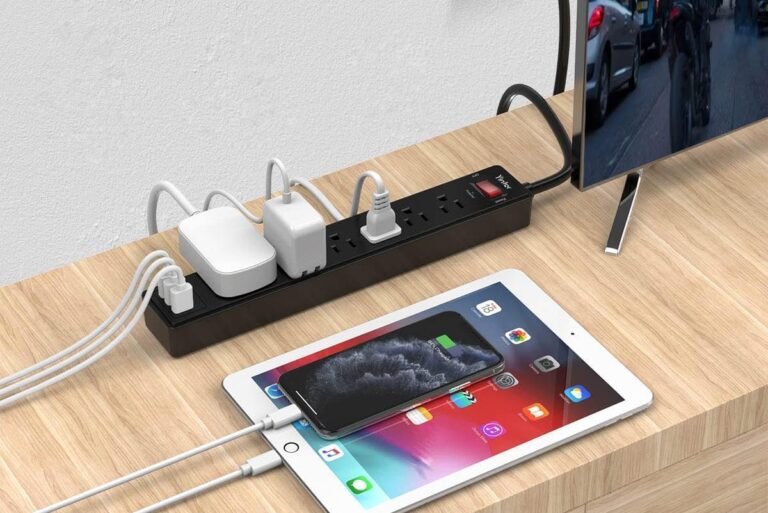 Yintar Extension Cord with 6 AC Outlets and 3 USB Ports