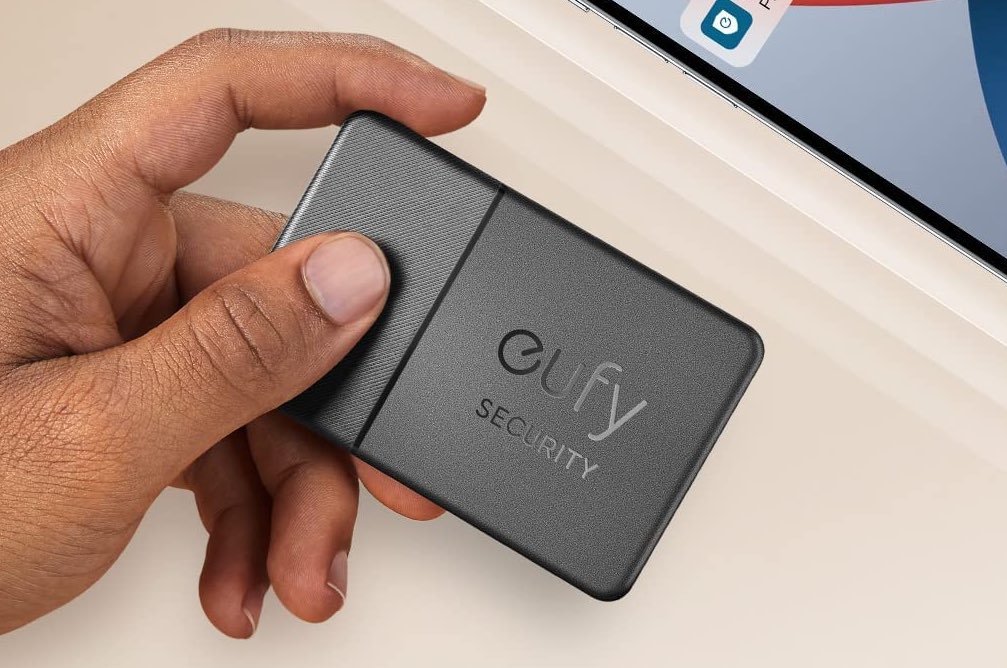 eufy Security SmartTrack Card