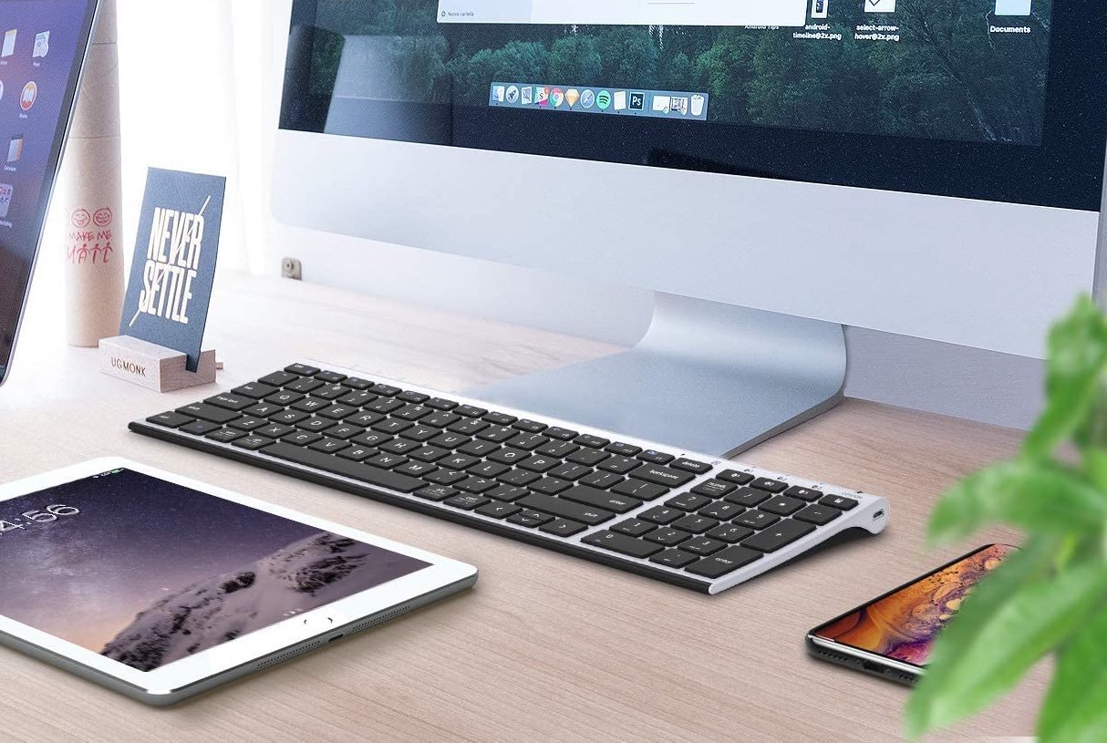 iClever BK10 Bluetooth Keyboard