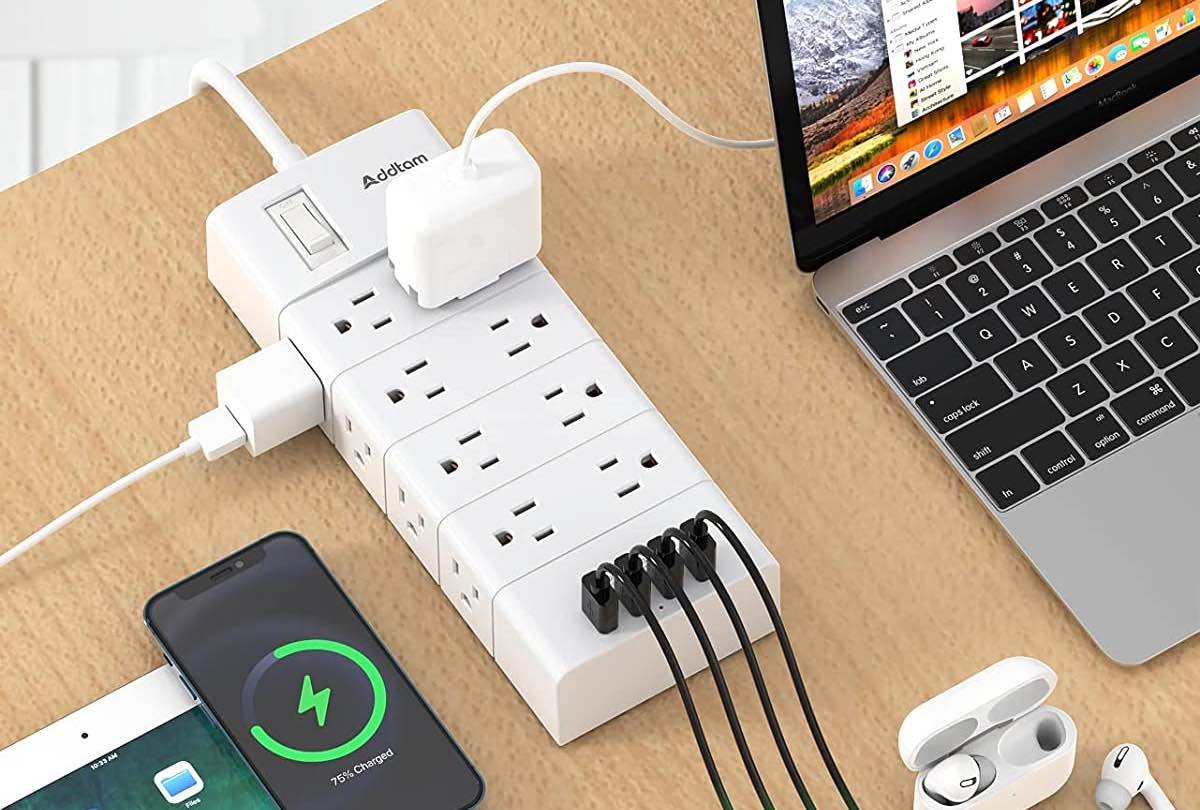 Addtam Power Strip With 16 Outlets(4-Side) & 4 USB Ports