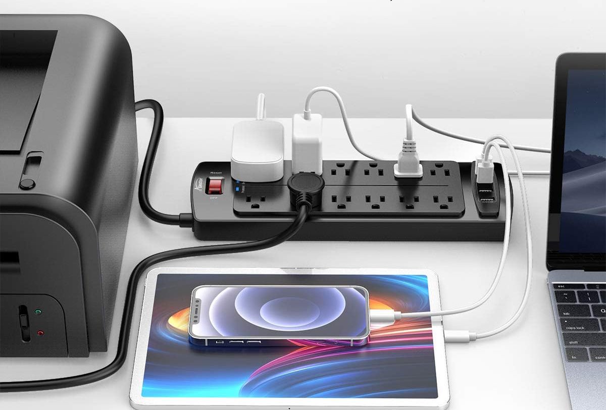 ALESTOR Surge Protector with 12 Outlets and 4 USB Ports