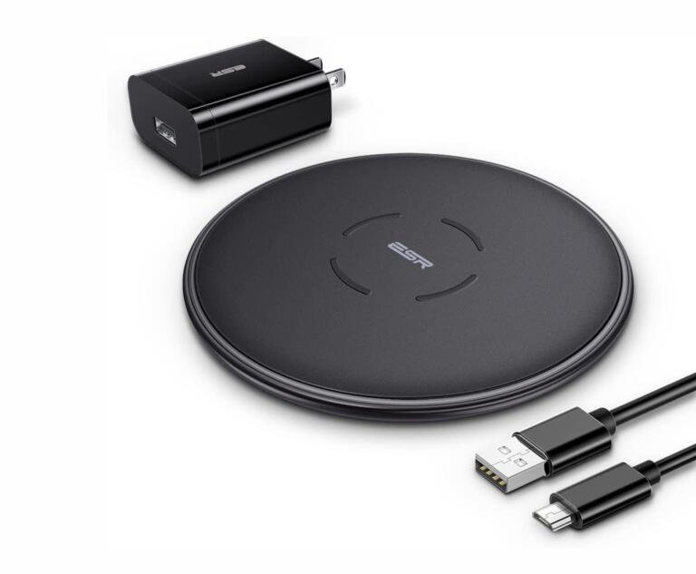 OMG! ESR Offers Its Wireless Charger With QC 3.0 Adapter For $7 Only 1