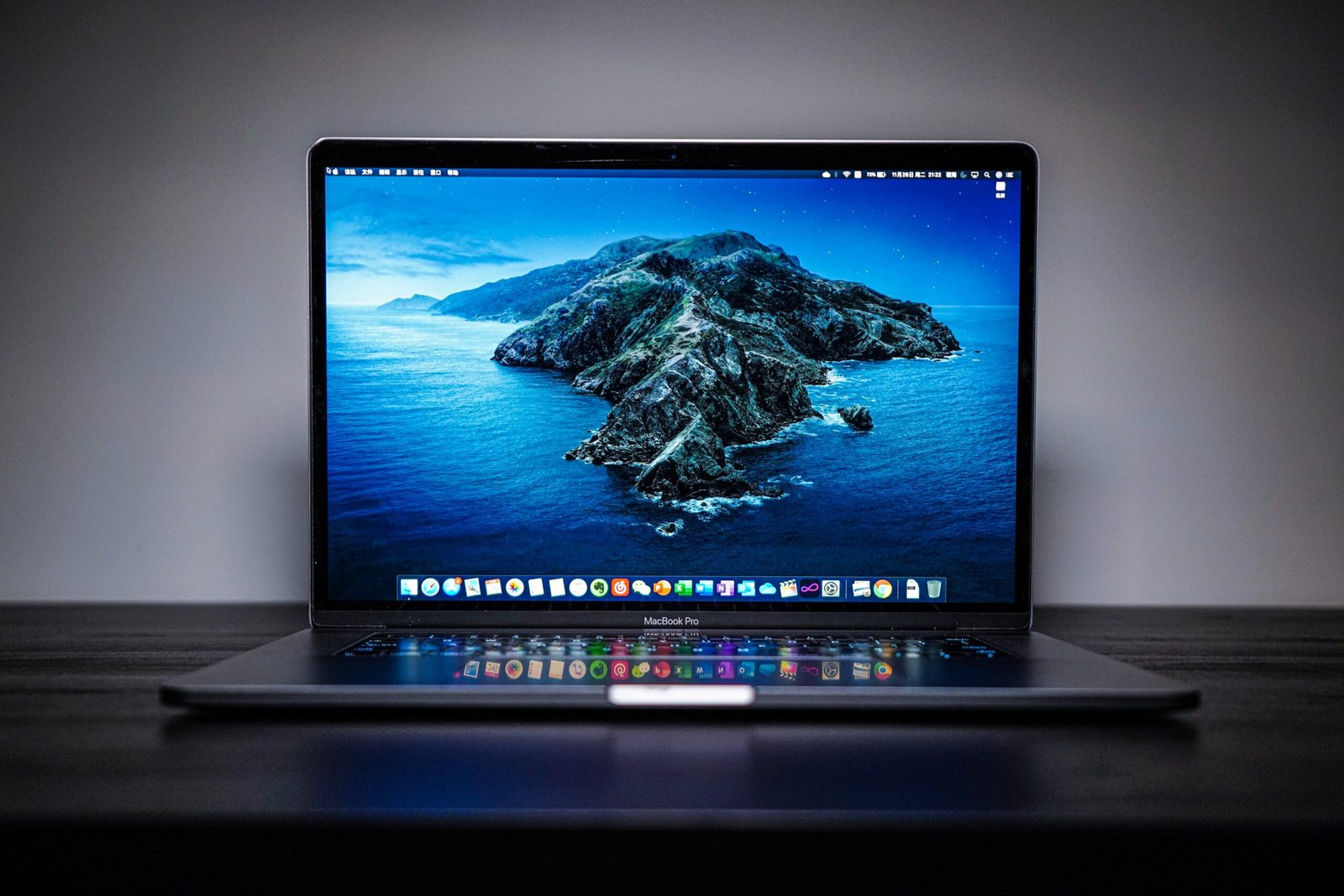 MacBook Pro M2
