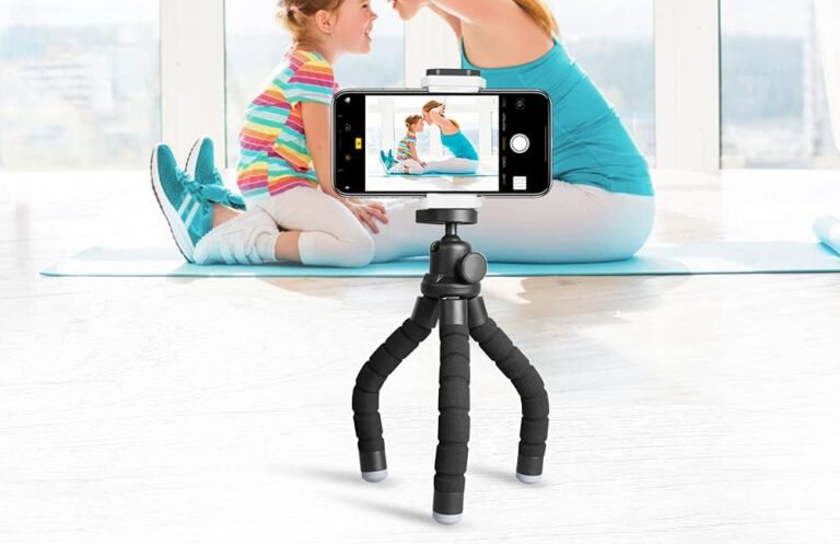Ubeesize Portable and Flexible Tripod with Wireless Remote