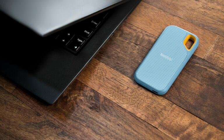 MacBook users must check this SanDisk 2TB Extreme Portable SSD deal that's on sale for $99.99, Regularly sold for $150 1