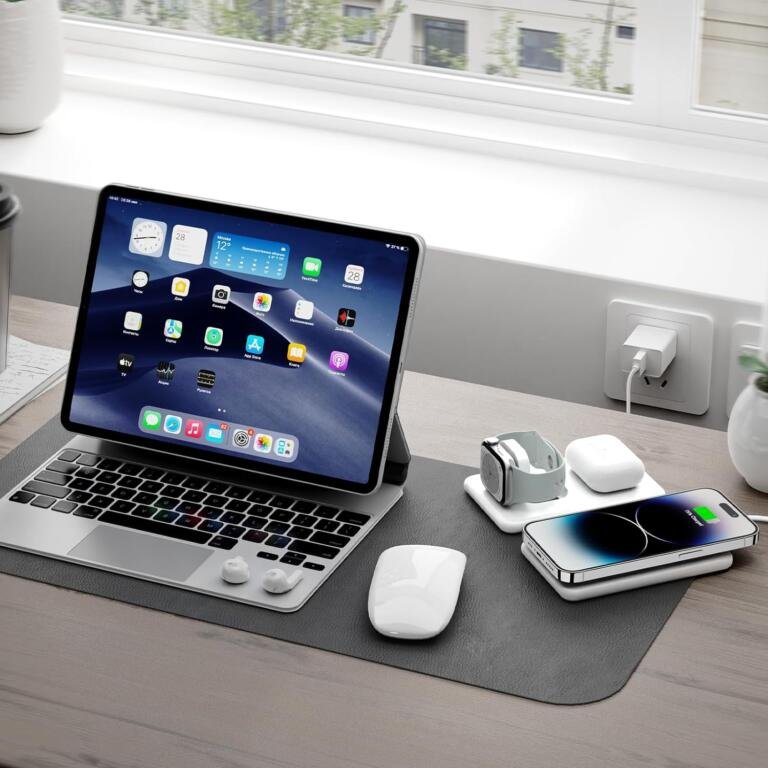 Amazon's most loved 3 in 1 Apple Device charging station available for $10 only, usually sold for $33 1