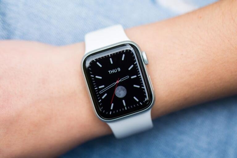 Deal of the Day: Apple Watch SE (2nd Gen) Now 30% Cheaper 1