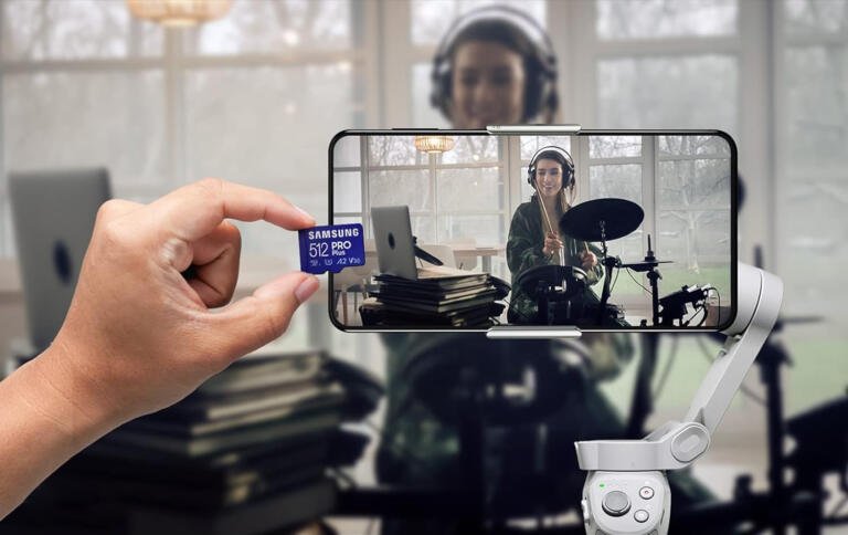 Samsung's 128 GB MicroSD Card Just $11 With 45% Discount! 8