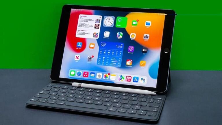 Transform the Way You Work and Play: Apple iPad (9th Gen) at a Special Price of $249! 1