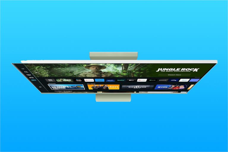Bring Home SAMSUNG 32" UHD HDR Smart Computer Monitor Screen For Your iMac At $450 (Was $700) 1