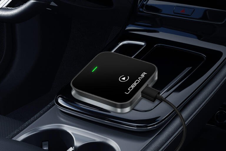 Take This Plug/Play Wireless CarPlay Adapter For $50 [DEAL] 5