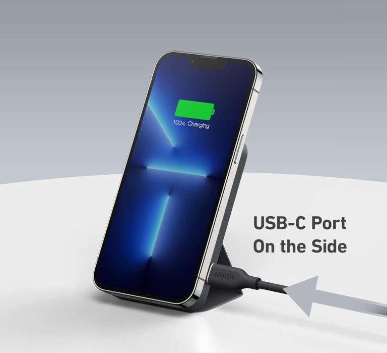 Anker's Foldable Charger For iPhone Currently Half The Price! 1