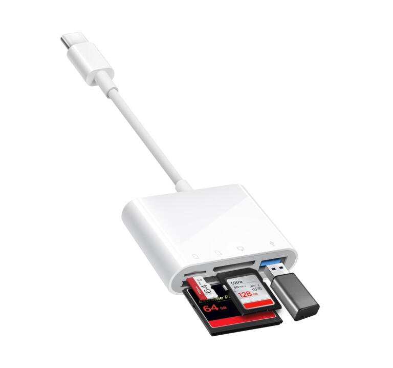 iPhone 15: USB C to SD CF Card Reader At $17 1