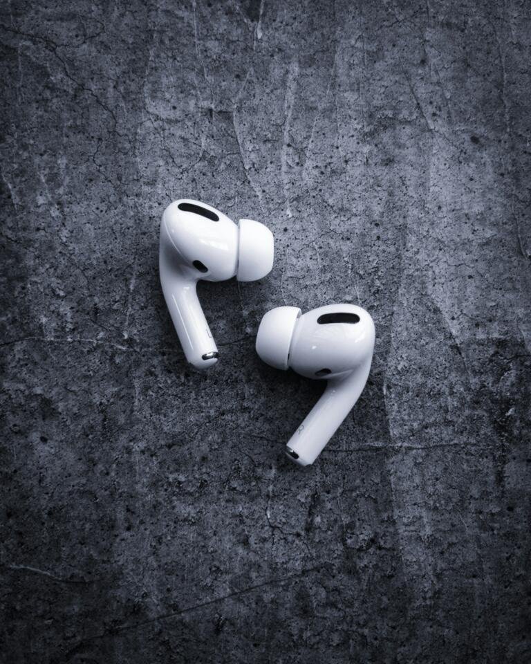 Save $50 On USB C AirPods Pro (2nd Generation) Wireless Ear Buds For iPhone 1