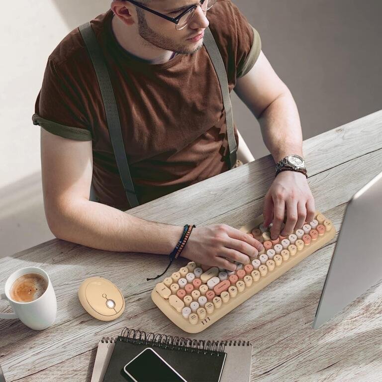 Upgrade Your MAC Setup: Grab the MOFII Wireless Keyboard and Mouse Combo for Just $24.5 on Amazon! 1
