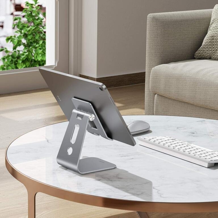 OMOTON Adjustable Tablet Stand for Desk is Dirt Cheap At Just $14.44 18